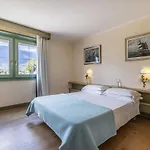 Palace 3*
