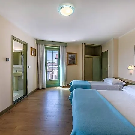 Aviano Palace Hotel Hotel 3*